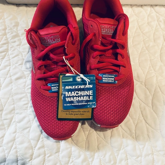 Skechers hot pink Mesh Lace-Up Sneakers with White Sole - Picture 2 of 5